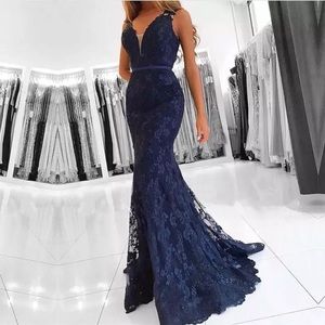 Elegant prom/homecoming dress